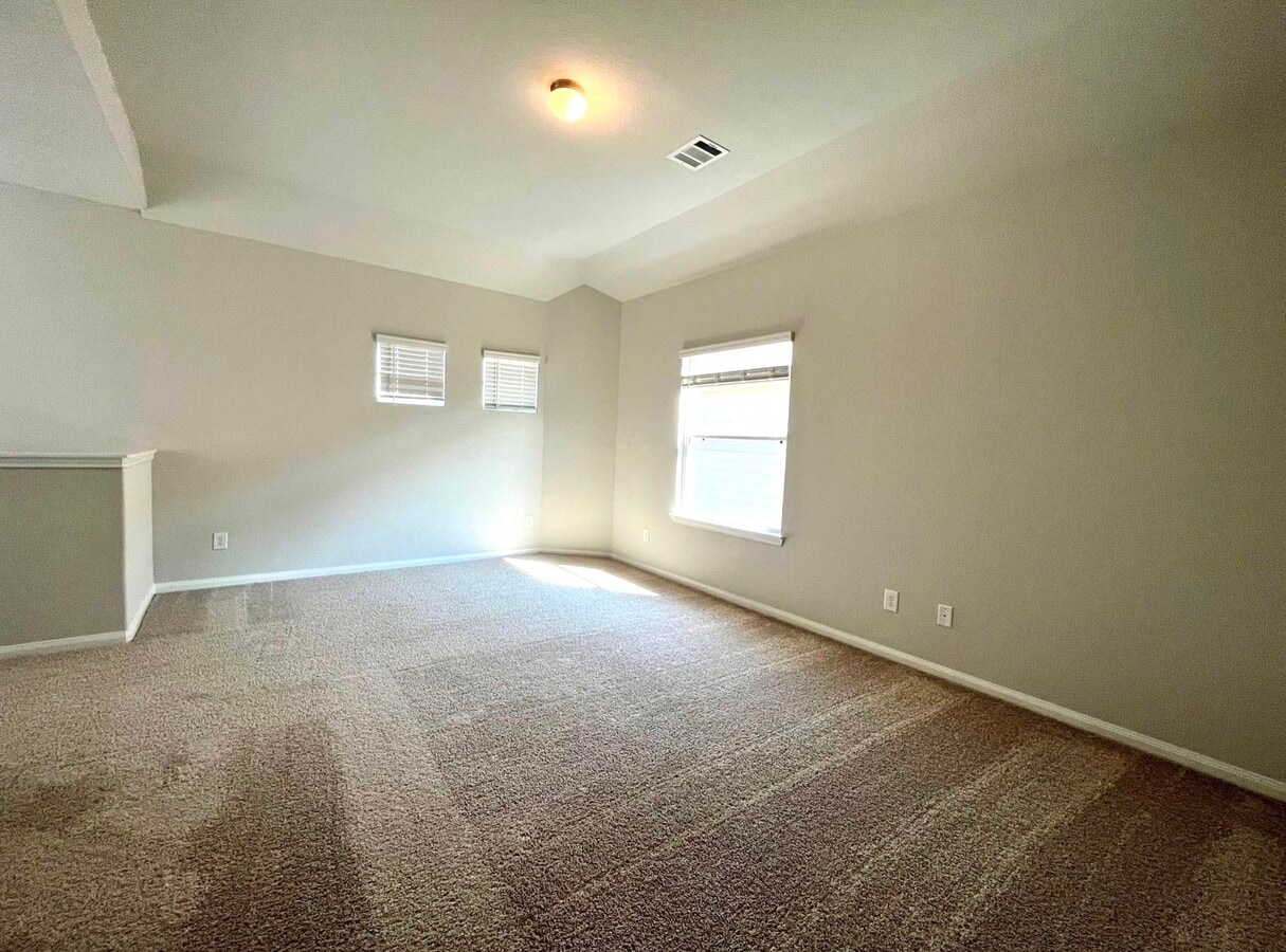 Photo - 4814 Blue Jacaranda Wy