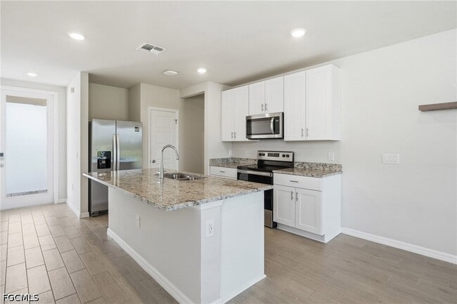 Building Photo - 44197 Frontier Dr