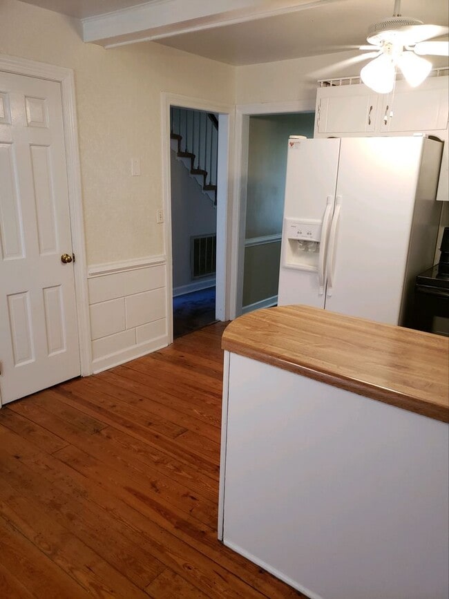 Two story home on corner lot House Rental in Ettrick, VA