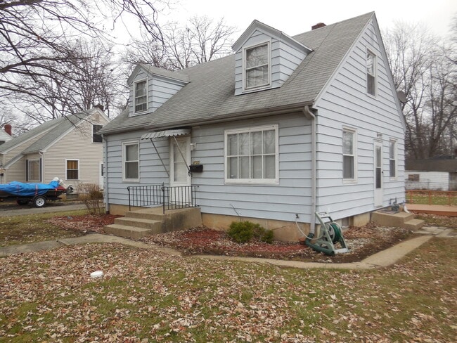 Building Photo - 4705 S Anthony Blvd