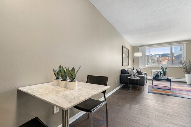 Uptown Square Apartments