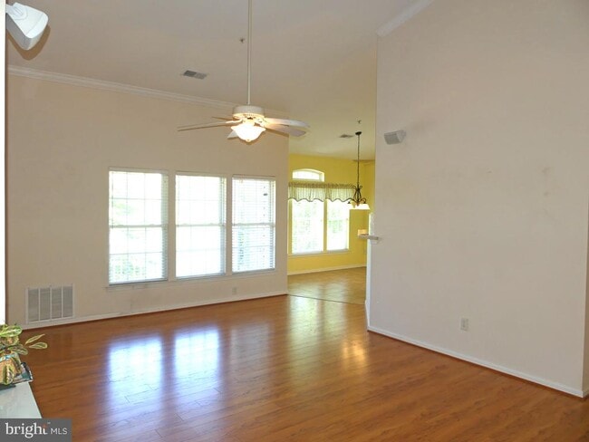 Photo - 207 Kings Crossing Cir Unidad 3A