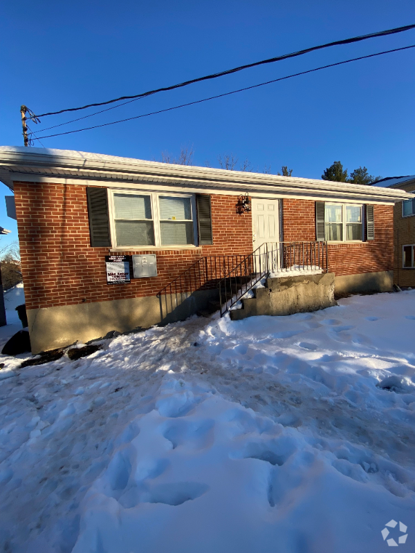 Building Photo - 854 Overlook Ave Unit 1 Rental