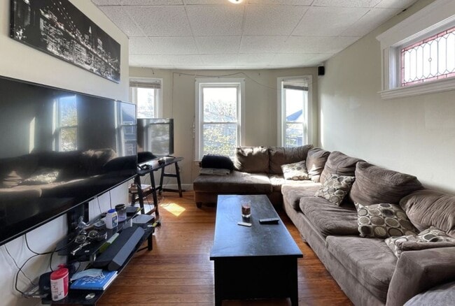 Photo - 14 Dow St Unidad 2