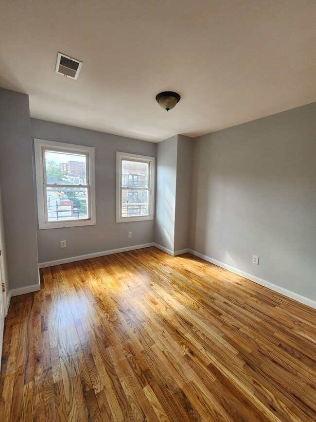 Photo - Donnel Horne Unit 3rd Fl