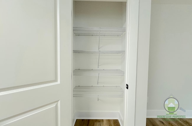 Photo - 7 Robin Hood Rd