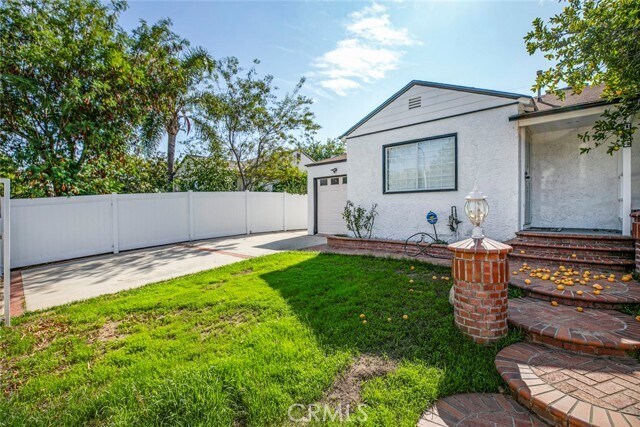 Photo - 15024 Marson St