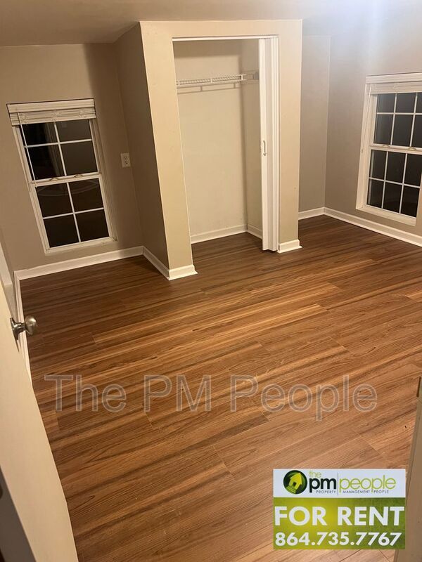 Photo - 745 State Rd S-39-204