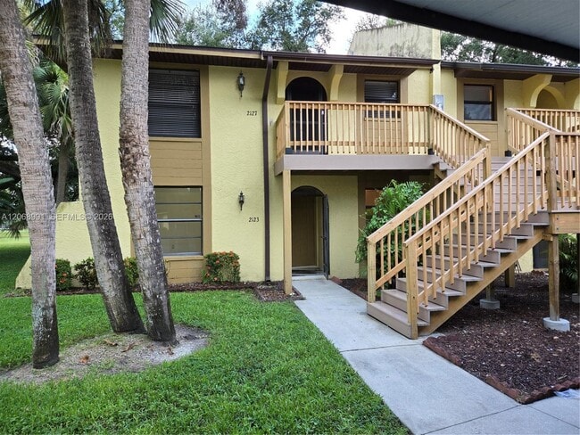 Building Photo - 2123 Golfside Village Dr Unit 2123