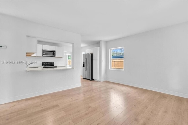 Photo - 841 NW 15th Terrace