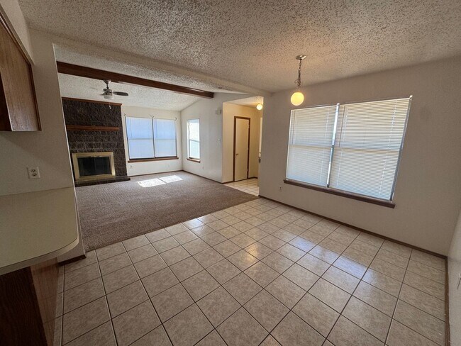 Photo - 11 Wagnon Dr Unidad B