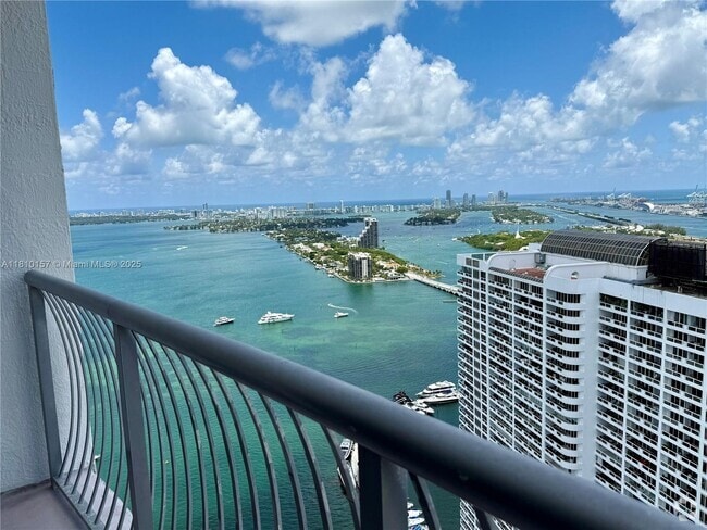Building Photo - 1750 N Bayshore Dr Unit 4604 Rental