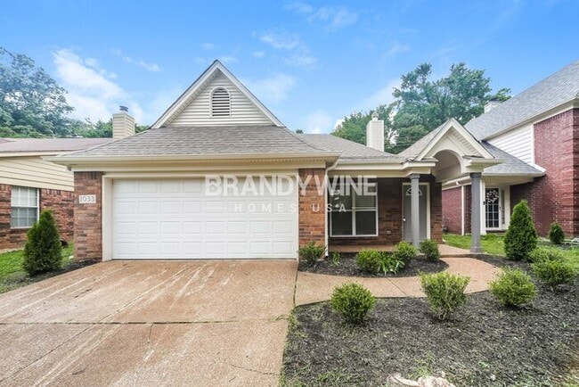 Photo - 1033 Nolan Ln