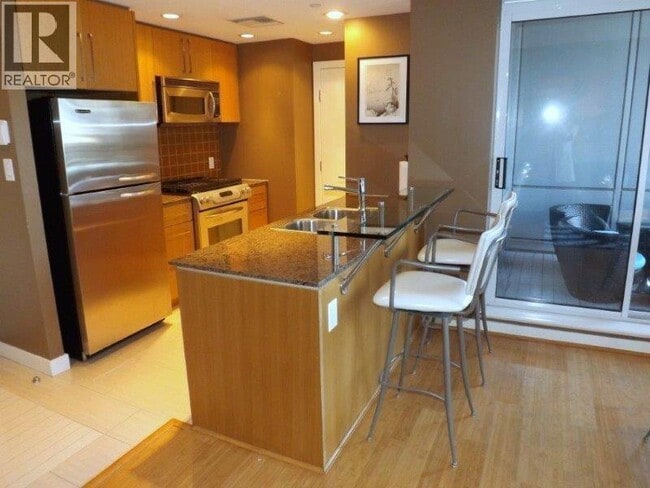 Photo - 638 Beach Crescent Unité 906