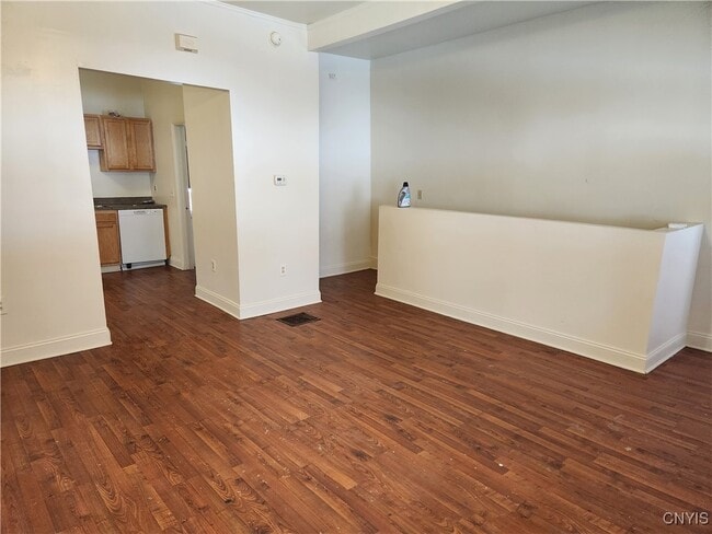 Photo - 410 Graves St