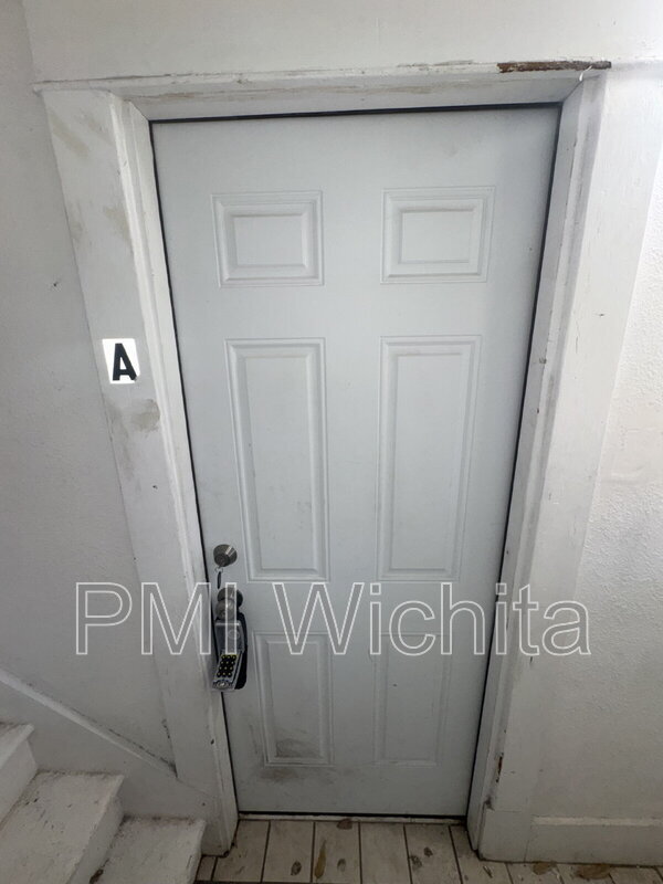 Photo - 207 S Clarence St Unit A