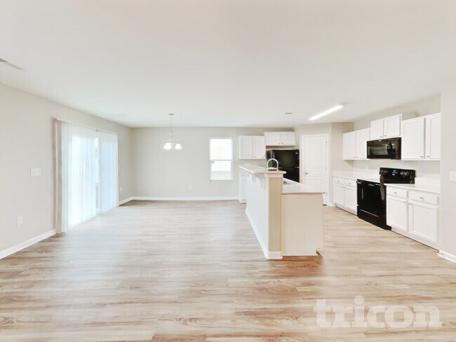 Photo - 183 Pillow Ln