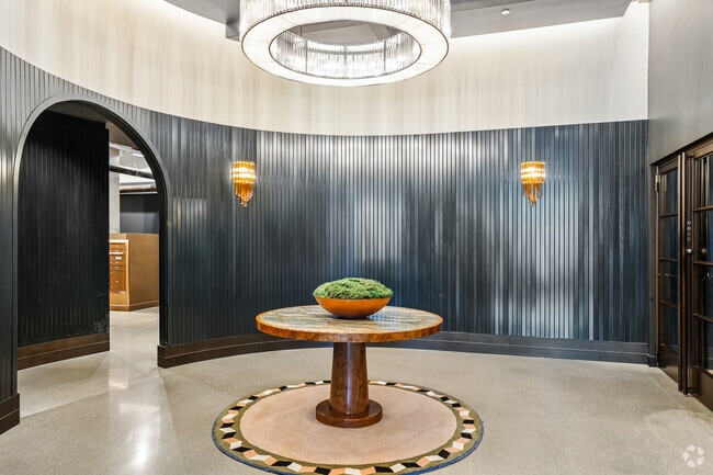 Photo - Stead 220 Chicago