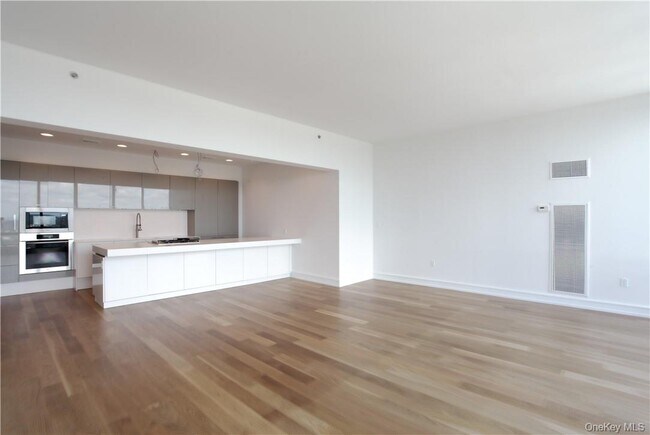 Photo - 1 Renaissance Square Unit PH40C