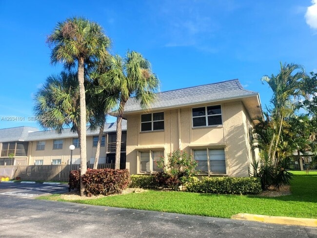 Photo - 1231 NW 13th St Unit 464F
