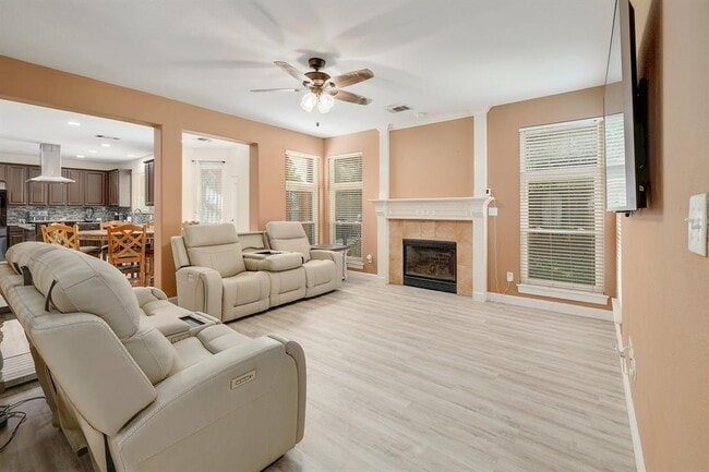 Photo - 2129 Clear Lake Pl