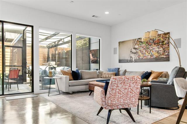 Photo - 5957 Ross Ave