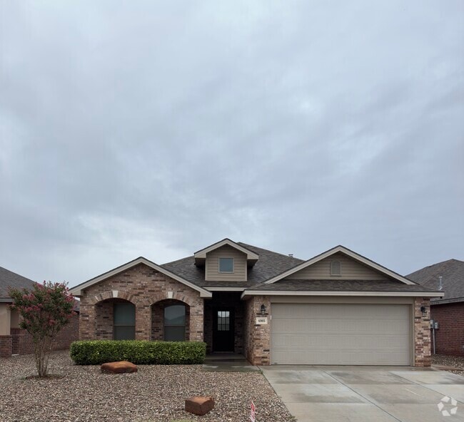 Building Photo - 6905 Baron Dr Rental