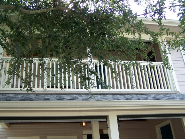 Photo - 1916 Hardy St