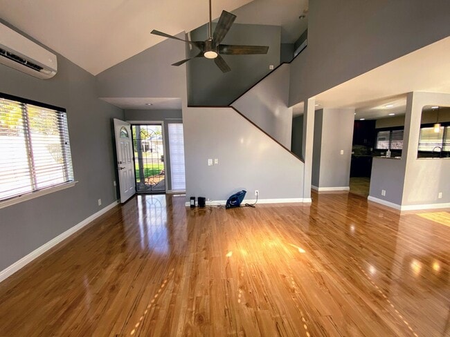 Photo - 341YOS Unit SFD