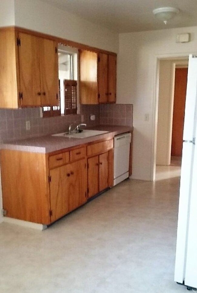 Photo - 1443 N Cherry St