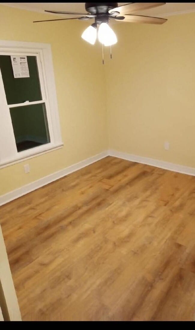 Photo - 743 Tillman St