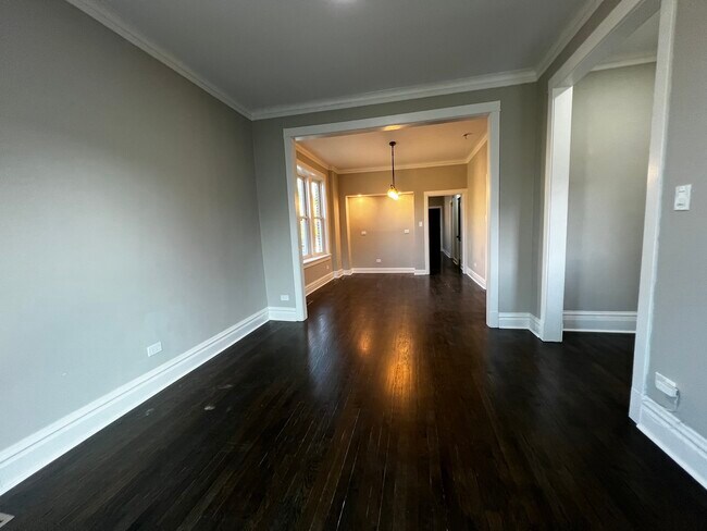 Photo - 4956 W Erie St