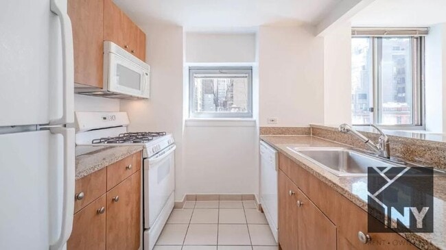 Photo - 3 bedroom in NEW YORK NY 10018 Unit 15E
