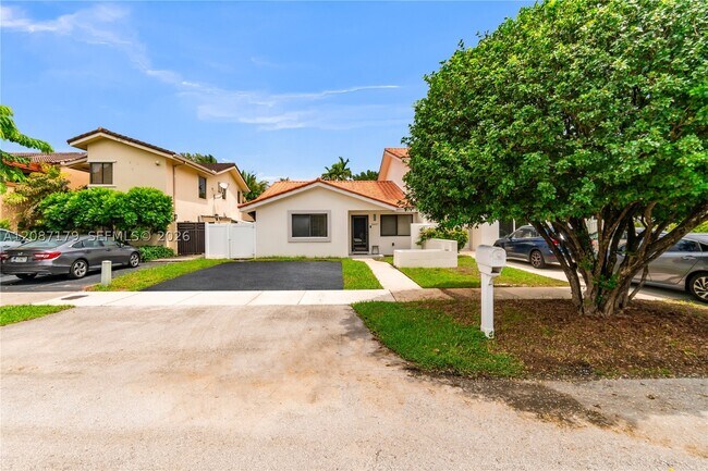 2437 SW 99th Ct