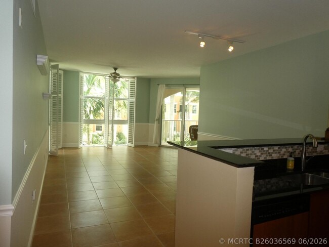 Photo - 804 E Windward Way Unit 211