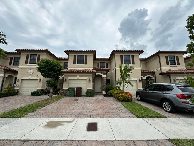 Photo - 3317 W 90th St