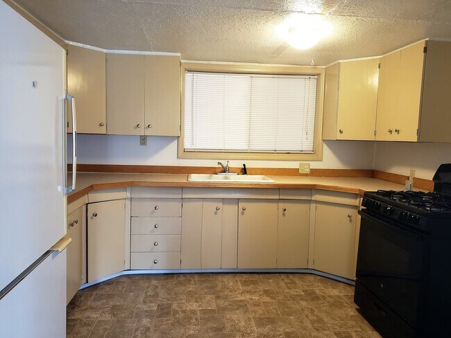 Photo - South Charleston Avenue Unit 319