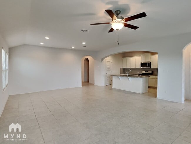 Photo - 345 Horsemint Way
