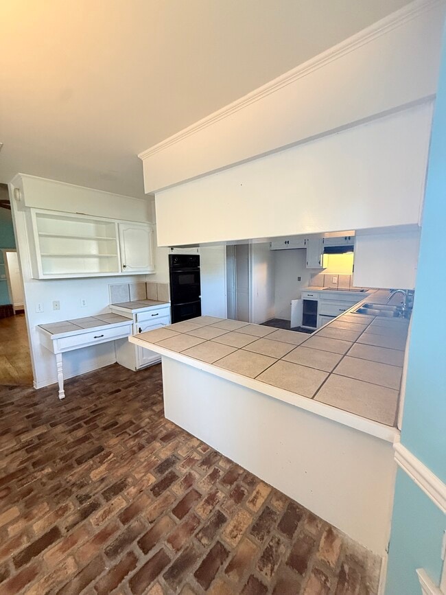 Photo - 2011 Aspenwood Dr