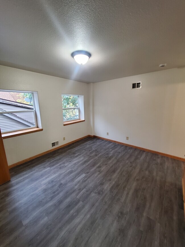Photo - Remodeled Southside Studio Apartment Unit #E