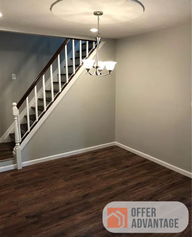 Photo - 2049 Linwood Ct