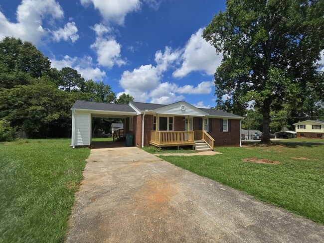 Photo - 509 Beechwood Cir