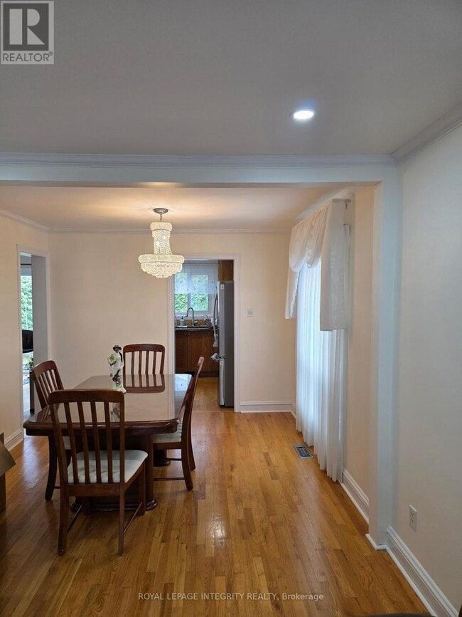 Photo - 63 Topley Crescent