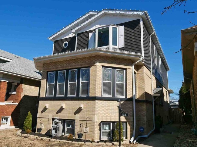 Building Photo - 2517 Clinton Ave Rental