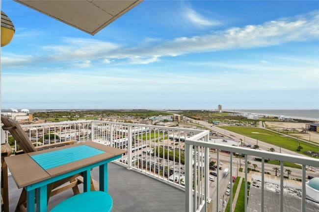 Building Photo - 500 Seawall Blvd Unit 1306 Rental