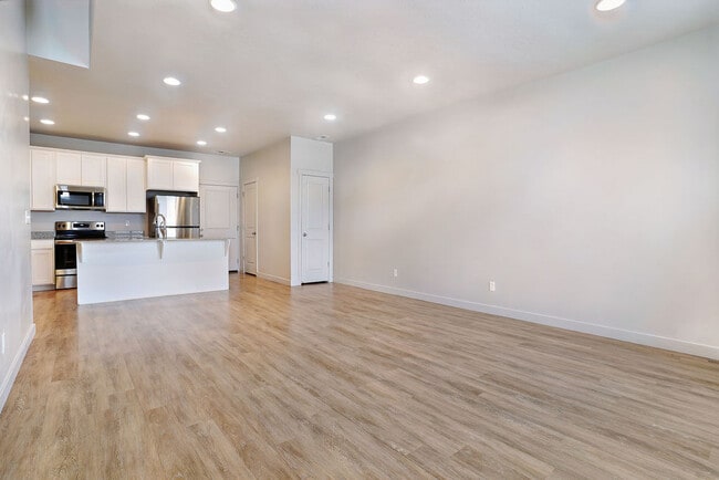 Kitchen/Living Room