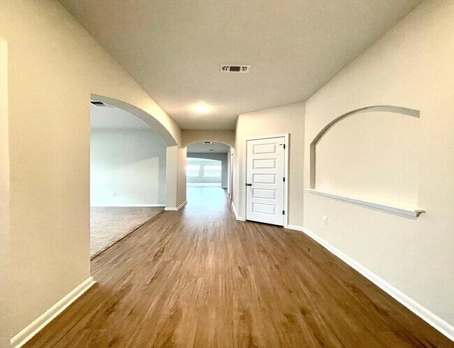 Photo - 9712 Grapevine Leaf Dr