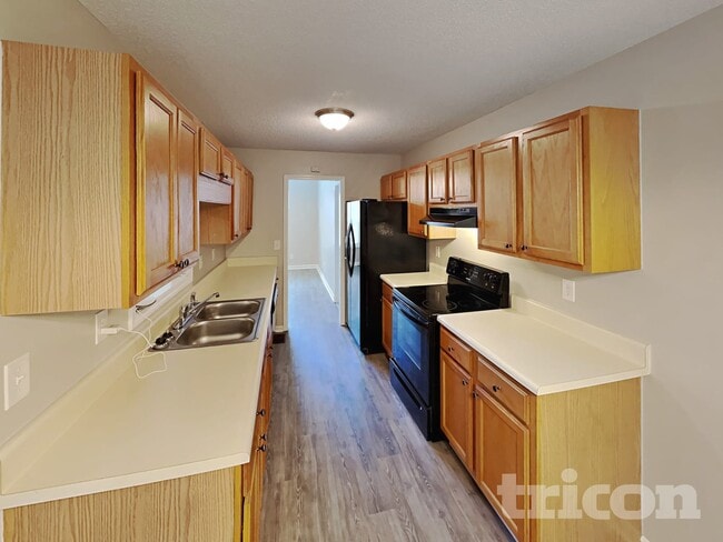 Photo - 37 Abbotsford Dr