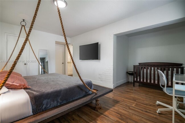 Photo - 14615 NE 3rd Ct