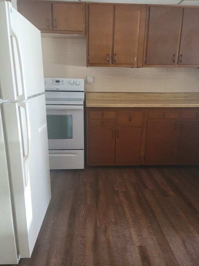 Photo - 732 Archbald St Unit N/A